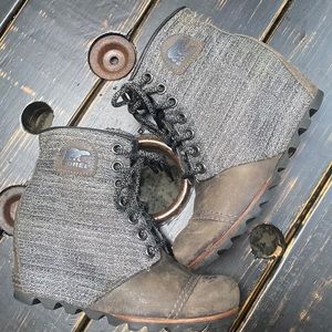 Sorel Joan of Artic Wedge Lace Up Ankle Boots